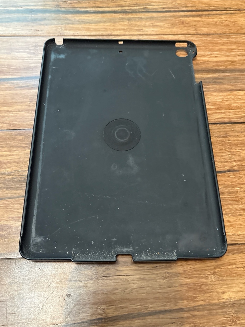 Apple iPad Air 16GB Works LOCKED Account MD785LL/B White Silver With Case READ - Picture 6 of 7